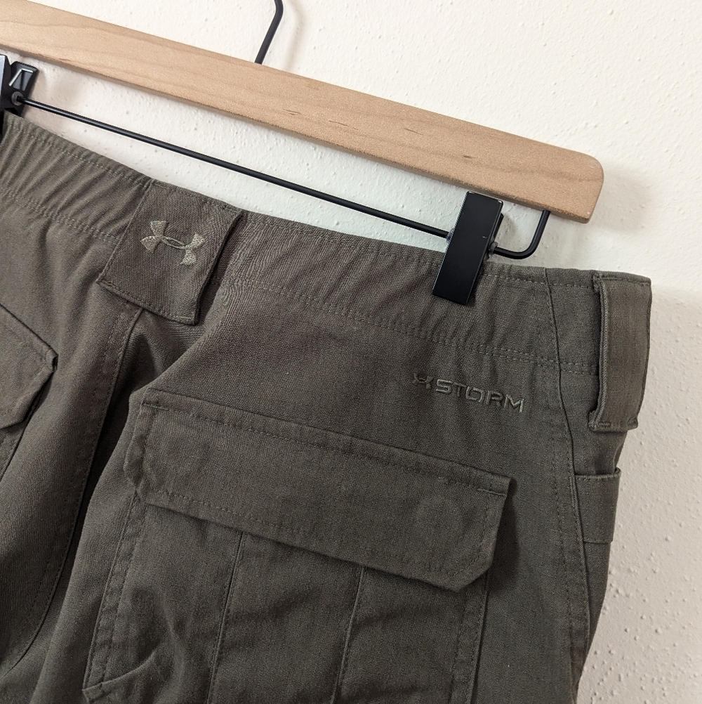 Under Armour | 34 x 32 | Loose Fit | Cargo Pant | Green - Picture 10 of 12
